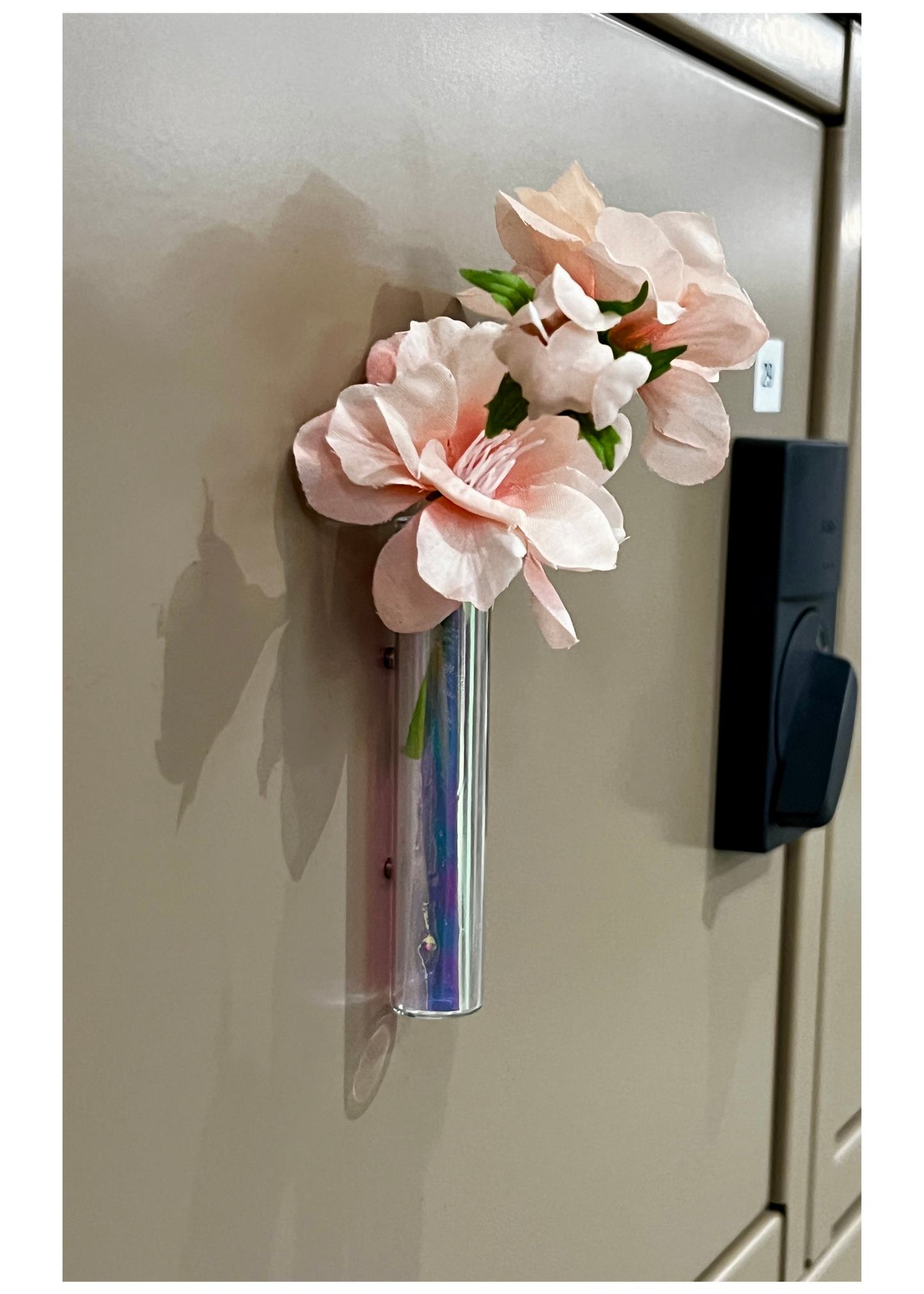 The Mini Floral Bouquet Magnet