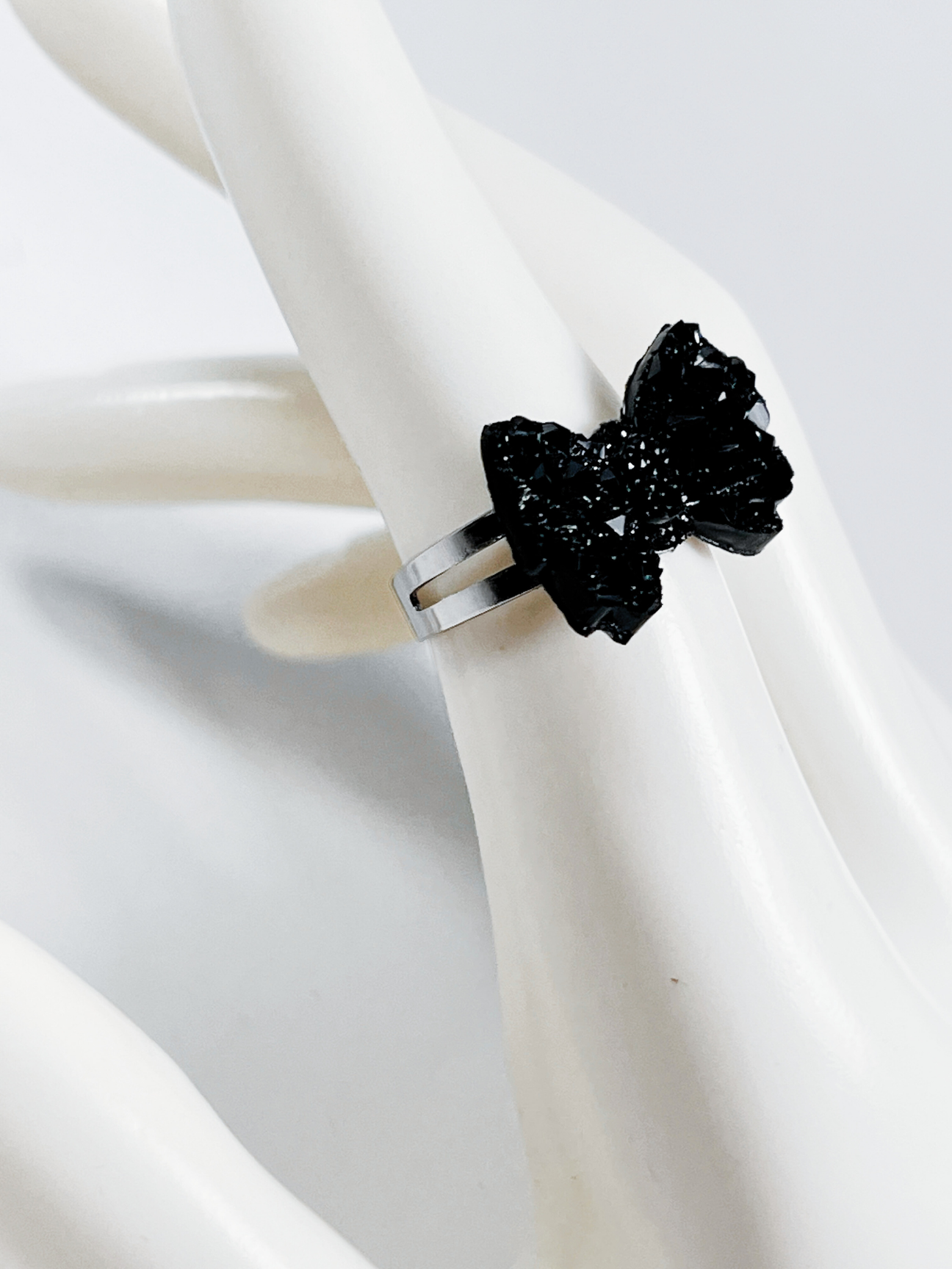 Sparkling Bowtie/Heart Rings Set