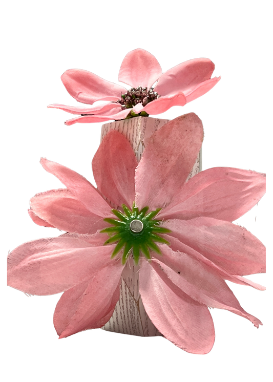 The Pink Daisy Flower Magnet