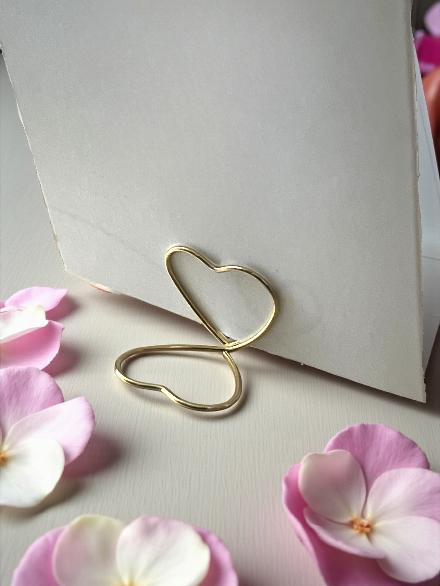 Golden Heart Place Card Holder