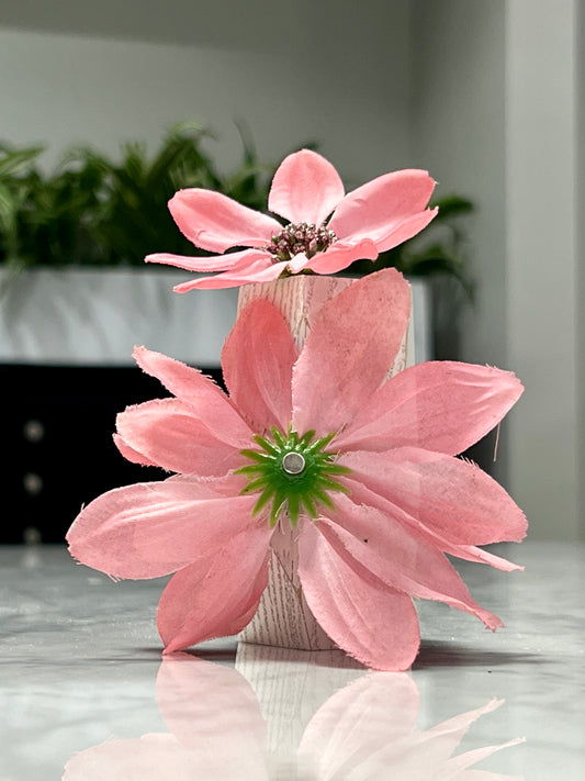 The Pink Daisy Flower Magnet