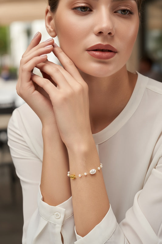 Magnetic Pearl Drop Gold Bracelet